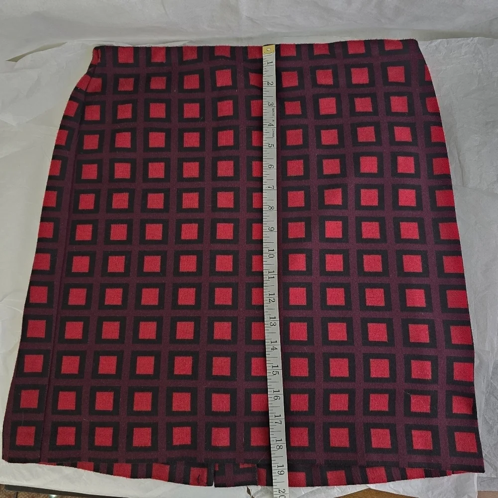 Worthington Classic Checker Geometric Stretch Elastic Pull On Knee Length Skirt